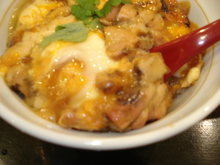 nakau-sumibi-oyakodon08.jpg