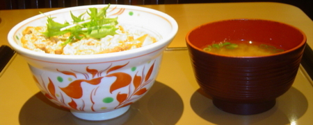 yayoiken-oyakodon5.jpg